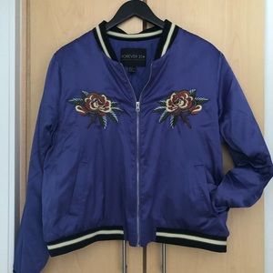 Satin Jacket 2X, New York , pockets, embroidered.